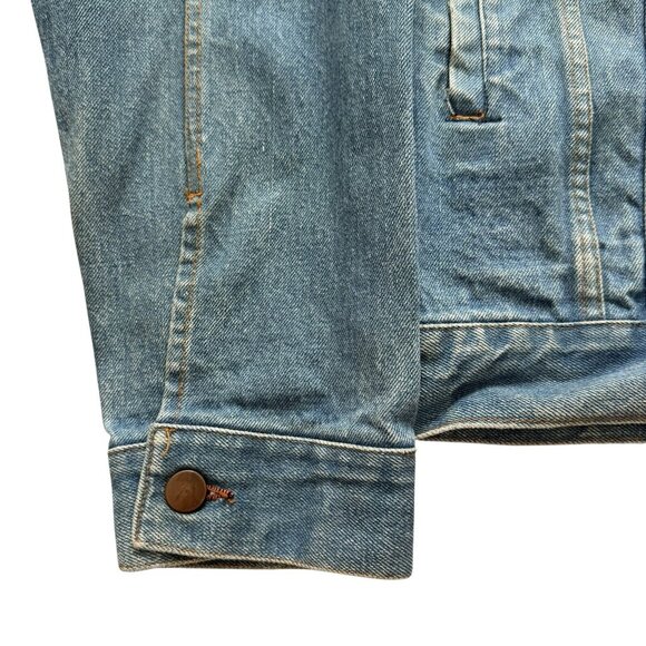 VTG MVP Cor Inc MILLER LITE Blue Denim Jean Jacket Distressed Men's Size Large - Picture 7 of 16